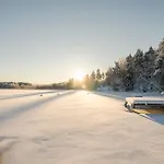 호텔 Boutique-hotelli Vellamo - Lehmonkaerki Asikkala (Southern Finland)
