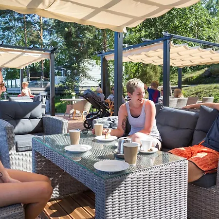 Boutique-hotelli Vellamo - Lehmonkaerki 4*