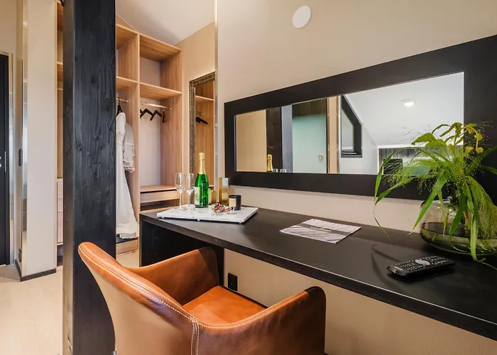 Boutique-hotelli Vellamo - Lehmonkaerki 4* Asikkala (Southern Finland)