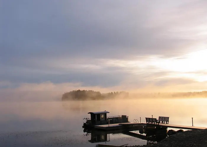 Boutique-hotelli Vellamo - Lehmonkaerki Asikkala (Southern Finland)